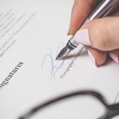 驴Qui茅n asume los gastos registrales y notariales en la formalizaci贸n de las hipotecas?