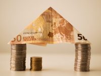 Anteproyecto de Ley Hipotecaria ¿Por qué los abogados no podrán asesorar a los prestatarios de igual forma que los notarios?